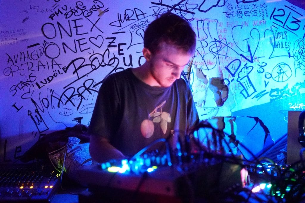 Mirlaqi Releases Introspective & Expansive Double-Album “Late Present”