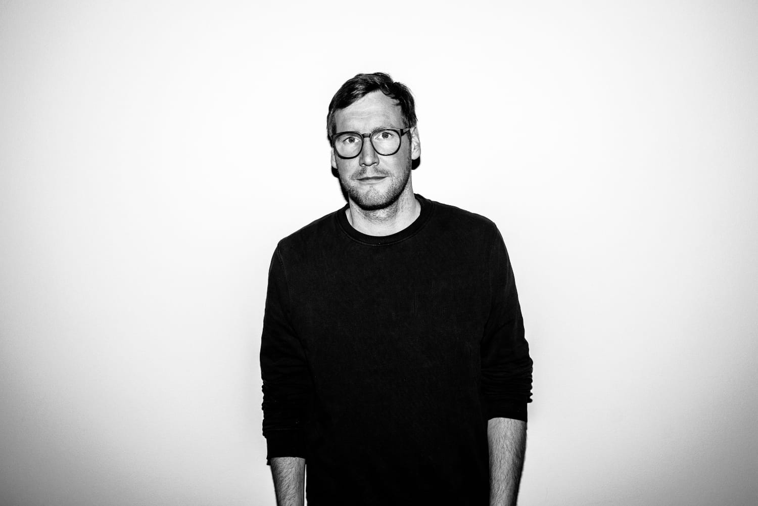 Oliver Schories Releases Beautifully Restrained Remix of Pinwheel Valley’s “Your Superman”