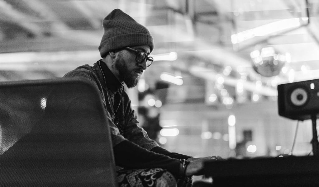 Bodaishin and 9DEEP Explore Atmospheric Depth on Tales of Feathers