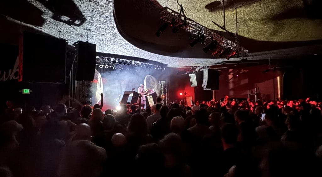 Monolink、The Showboxを神聖な空間へ変える