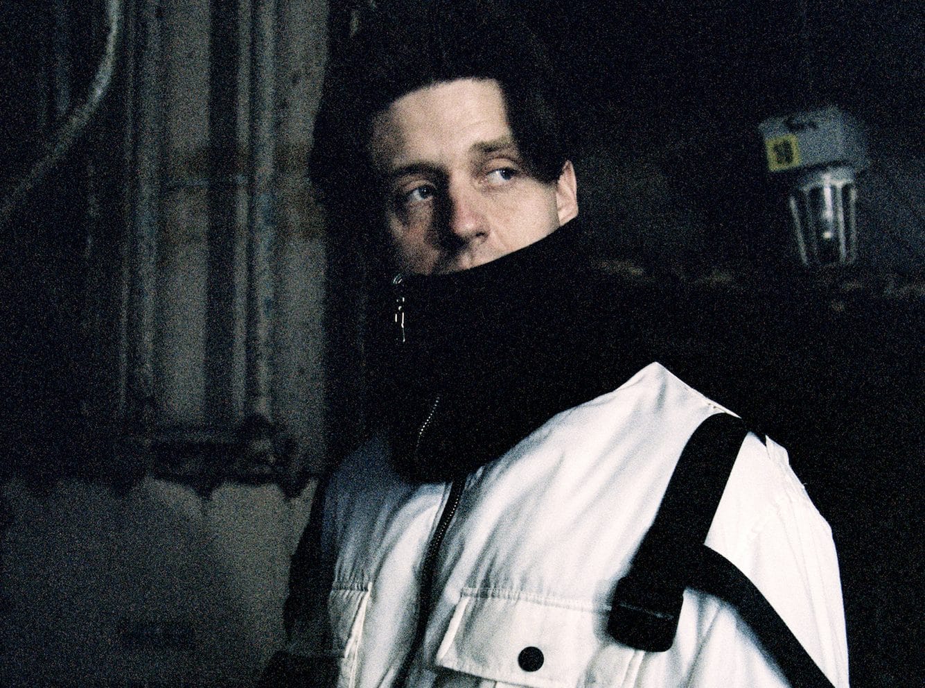 Aaron Hibell Explores Authenticity and Scale on His Debut Album SYNCHRONICITY