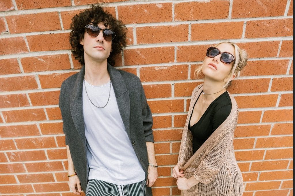 EK3が「Love Is Sick」でクラブ構造とライブ要素のバランスを取る