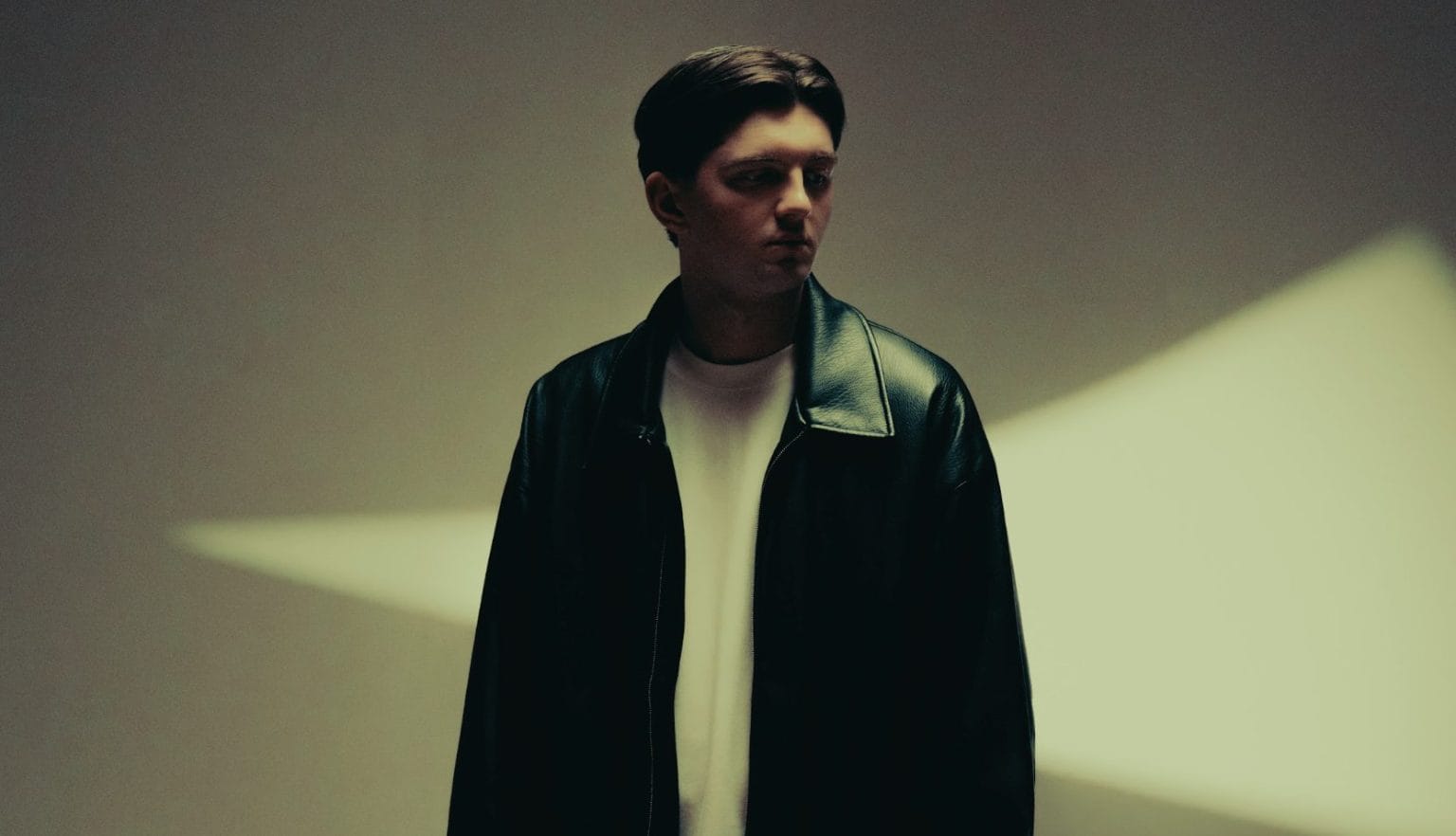 RILEY on Authenticity, Identity, and the Release of “Falling Deep ...