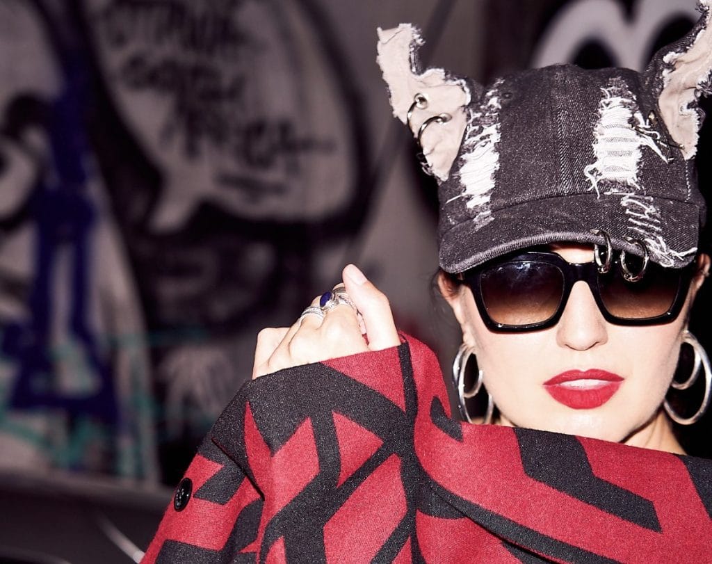 Deniz Reno on So Real, Visual Art, and the Life Behind Her Sets