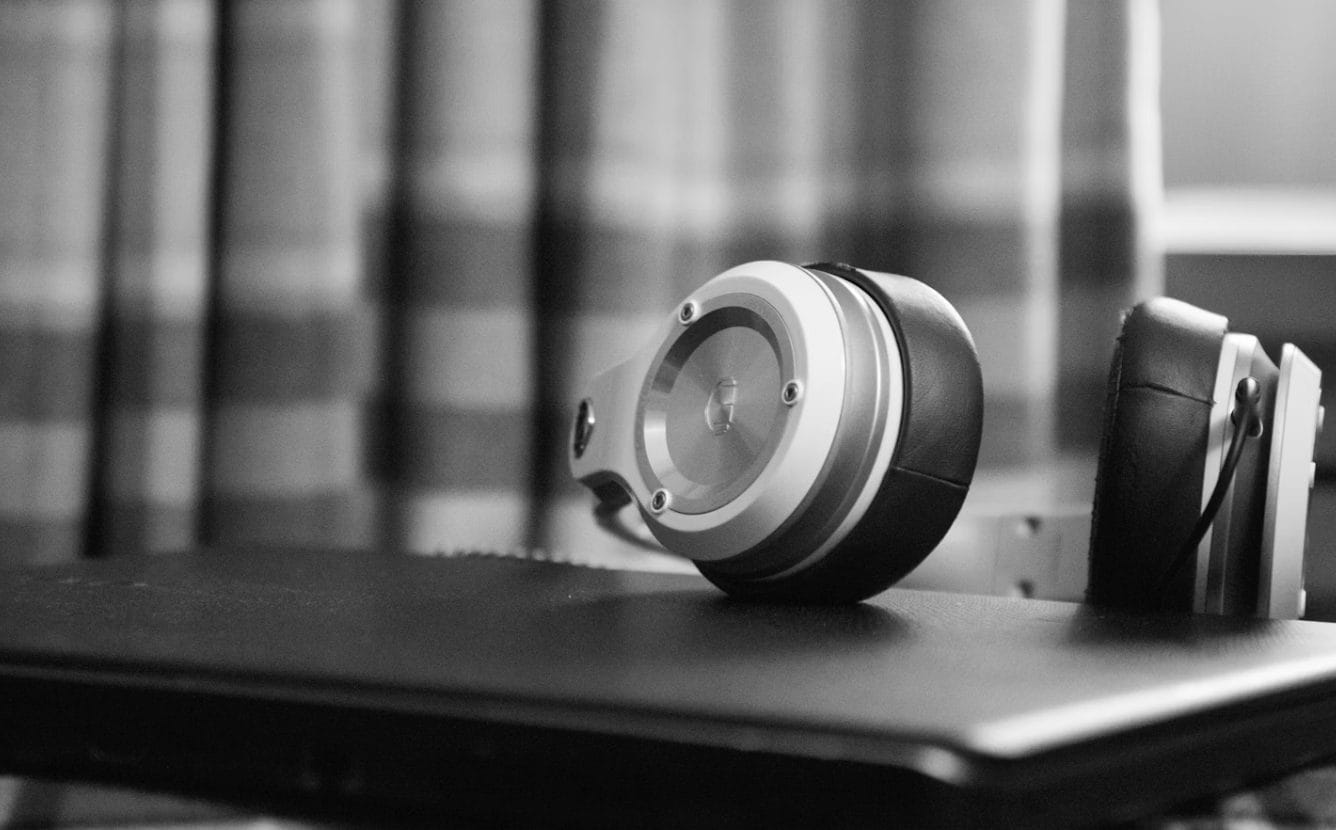 From DJ Booth to Discord Server: How Music Culture Is Reshaping Multiplayer Gaming Communities in 2026