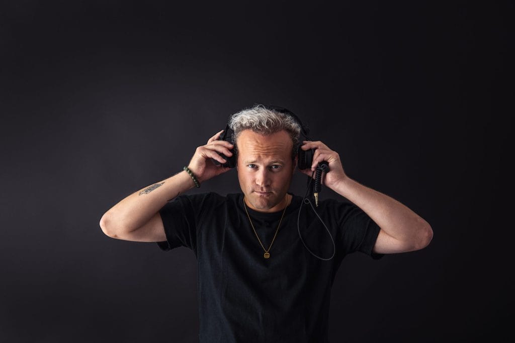 New deeperdub Single “Pot Holes” by Marco Weber and Em Pathik