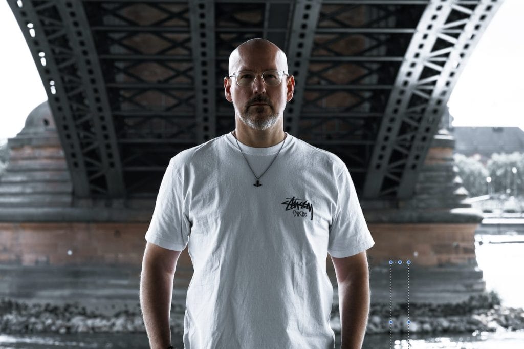 PREMIERE: Marcus Schmahl – Parallel Echo