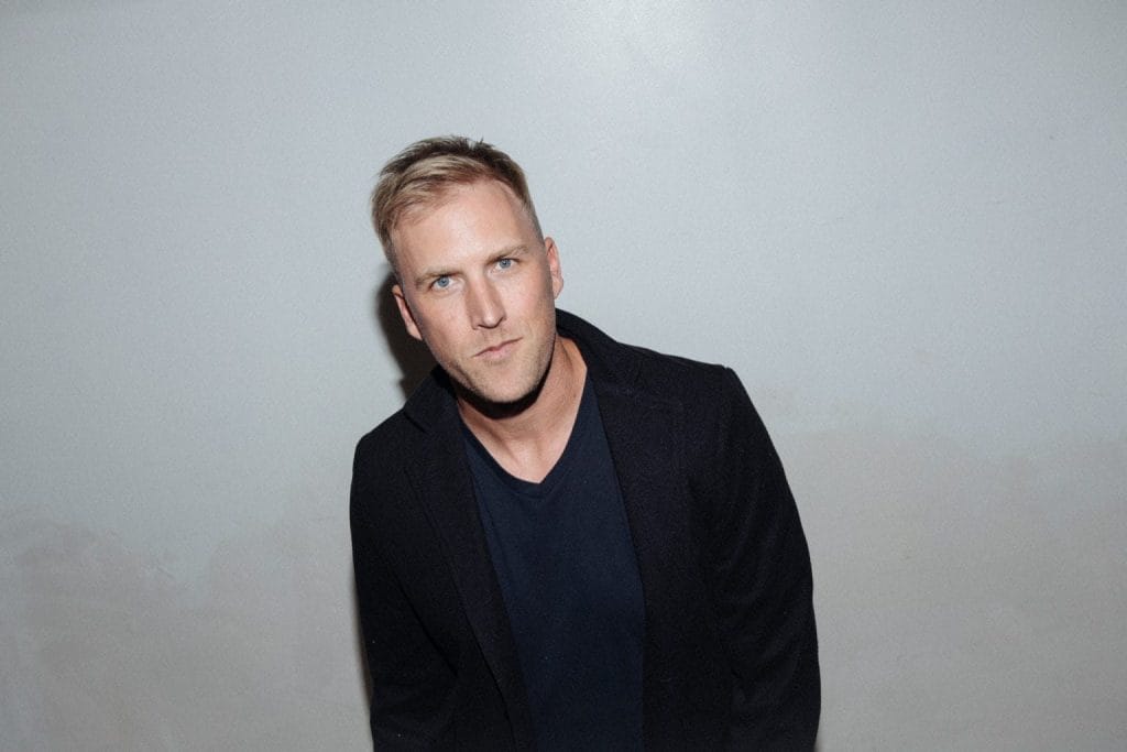 LARSa、Josh Butlerの「Take Control」をORIGINS RCRDSのためにリワーク