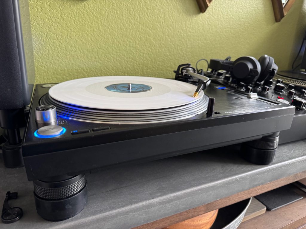 JetPack Booster Review: An Ingenious Accessory That Solves 2 Big Problems for DJs