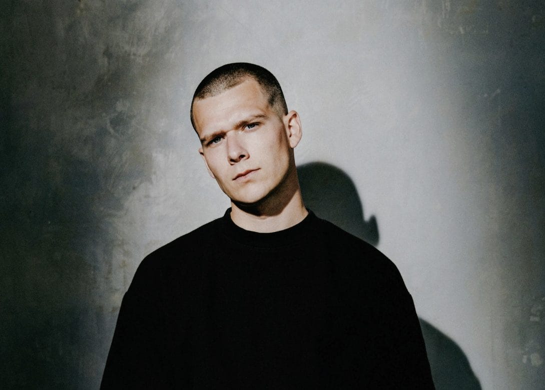 Rob Stillekens Discusses Two Translators EP And The Art Of Holding Back