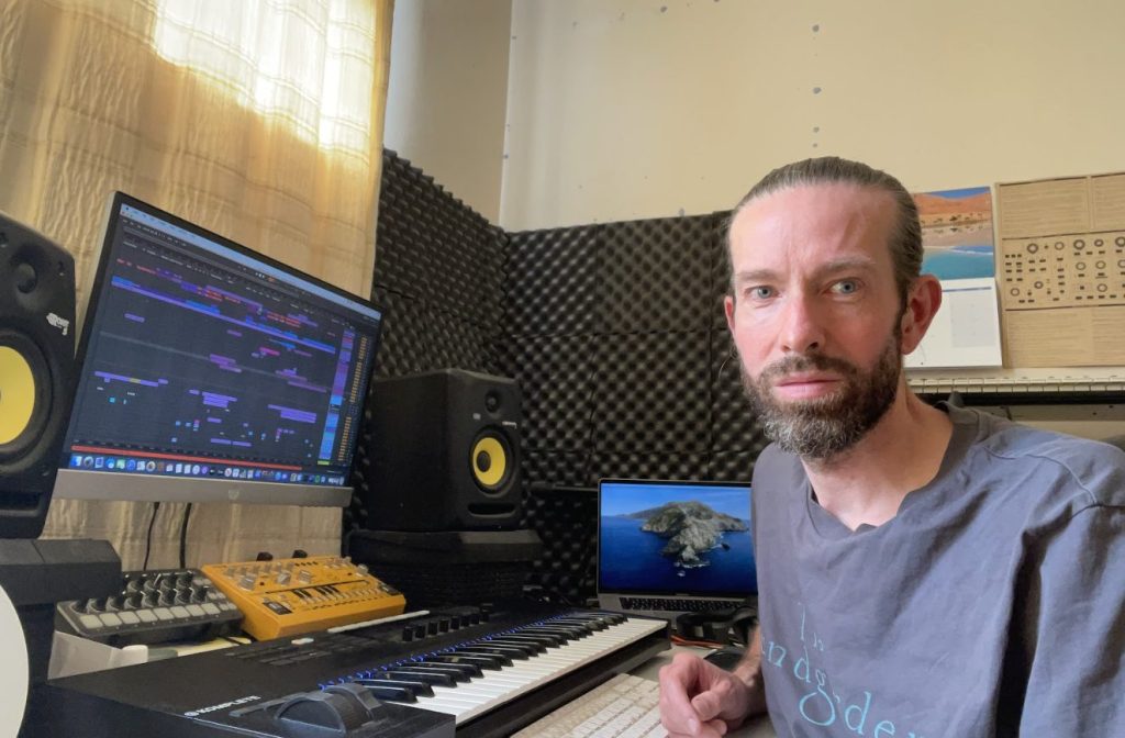 Robin Thurston On “Equinox,” Nick Warren’s Support, And Progressive House That Takes Its Time