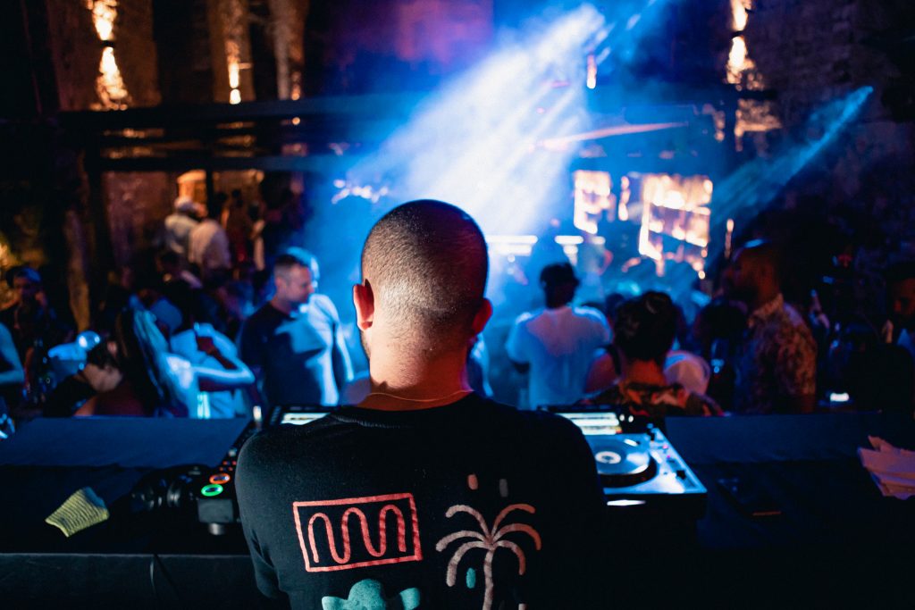 Magnetic Magazine、Kamil Ghaouti「Loose」をオフィシャルリリース前にプレミア公開