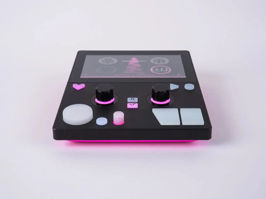 SOMA WARP Review: Why This Multi-FX Unit Feels So Good in Motion