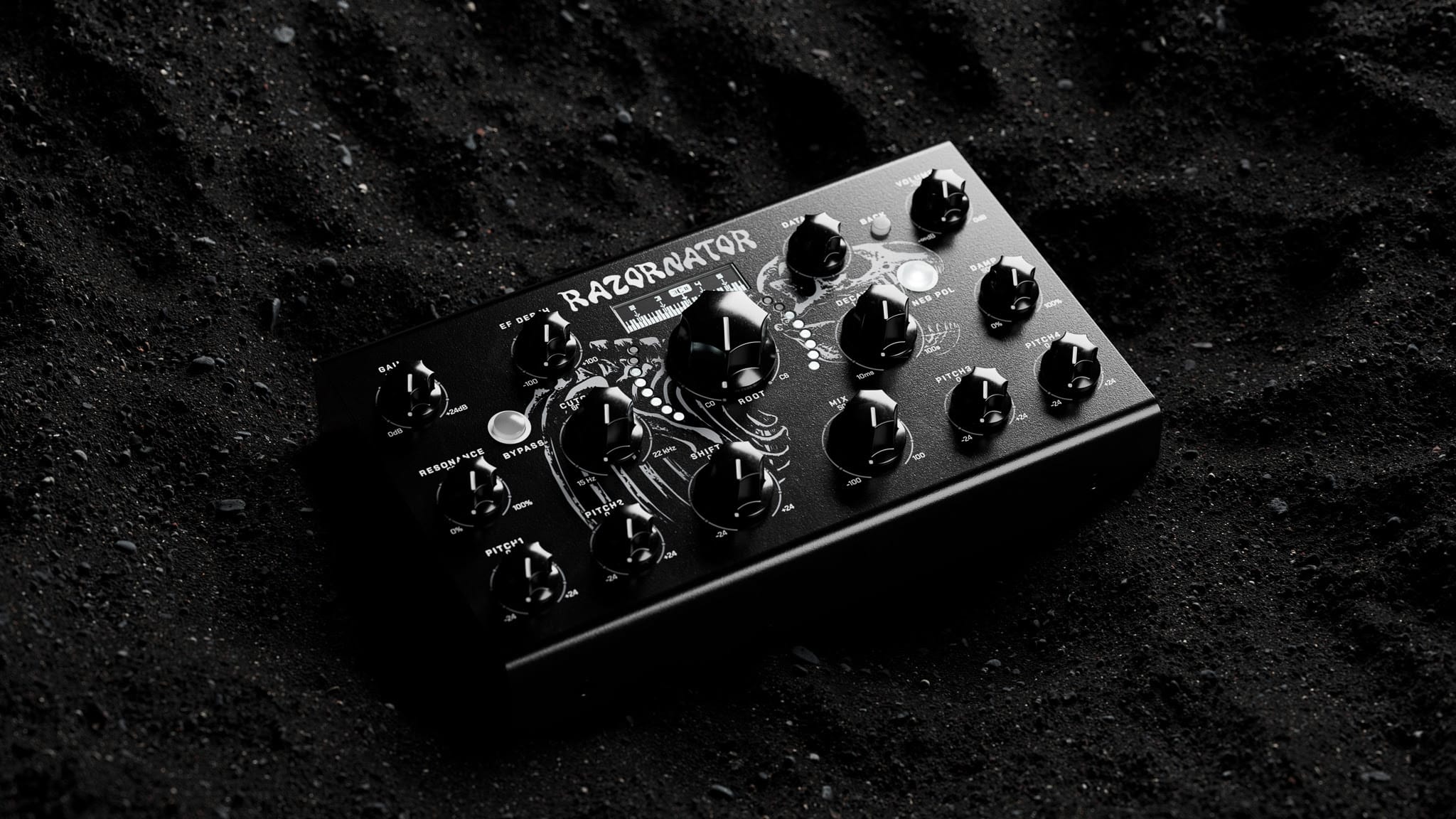 Erica Synths Razornator Turns Tuned Resonant Delay Into a Desktop Stereo FX Unit