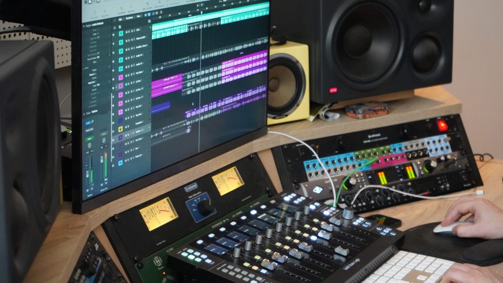 How It Was Made: Fluke – 「Atom Bomb (The Second Bite)」(Surface Records / !K7)の制作秘話