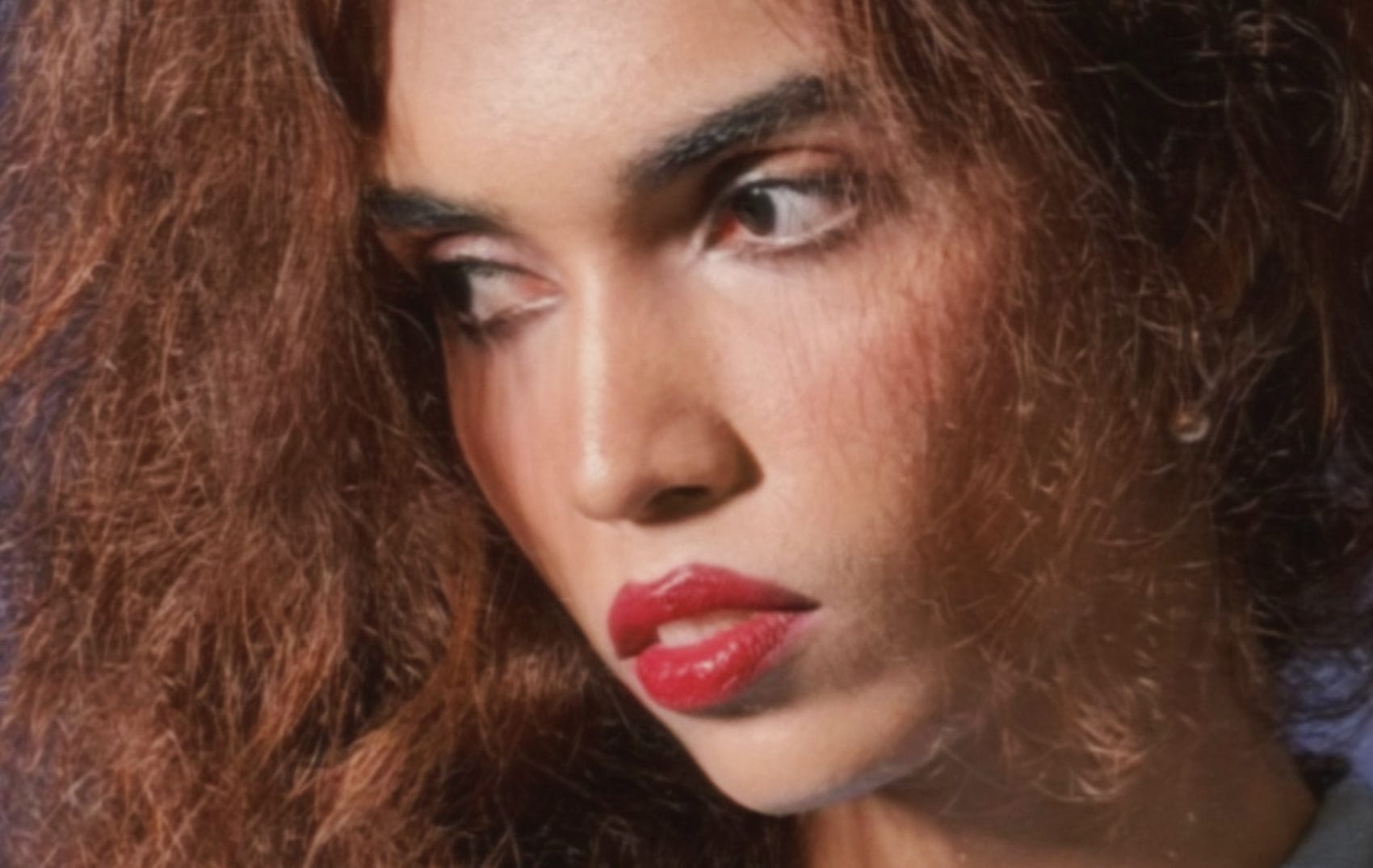 Janalynn Castelino Connects Bilingual Pop and Contemporary Dance on “Can’t Deny”