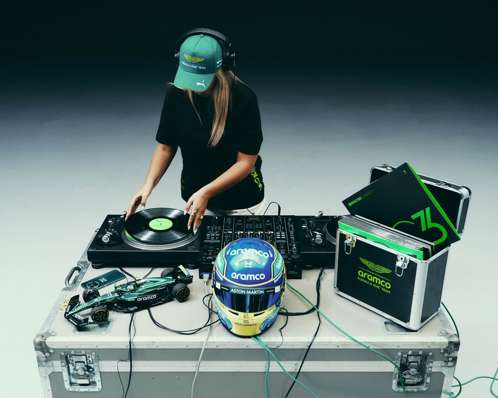 Defected と Aston Martin がハウスミュージックを Soho にもたらす