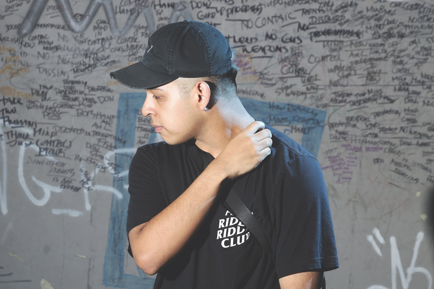 Deadlynoiz Pulls Bass House Into Darker Territory