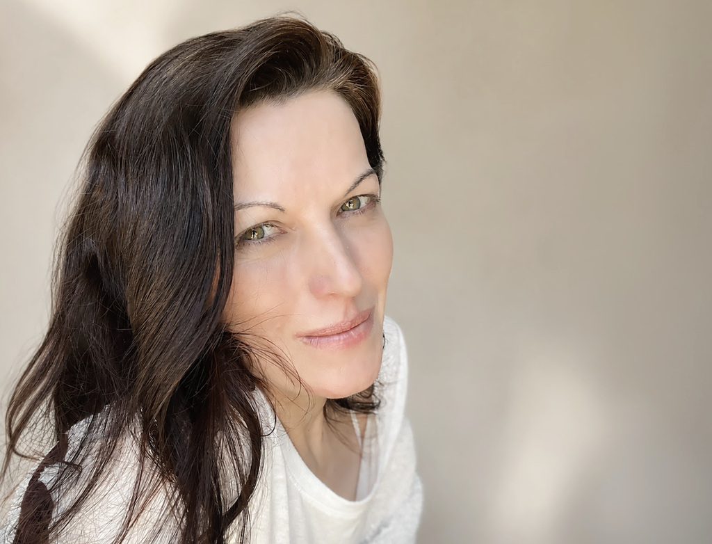 Lana Crow On Gratitude, Growth, And The Songwriting Process Behind Lana Crow On Gratitude, Growth, And Songwriting