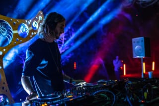 Hoomance On Lessons From Eight-Hour DJ Sets