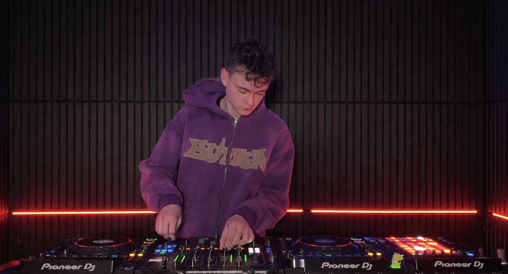 Velwood Makes His Production Debut With “Other Side”